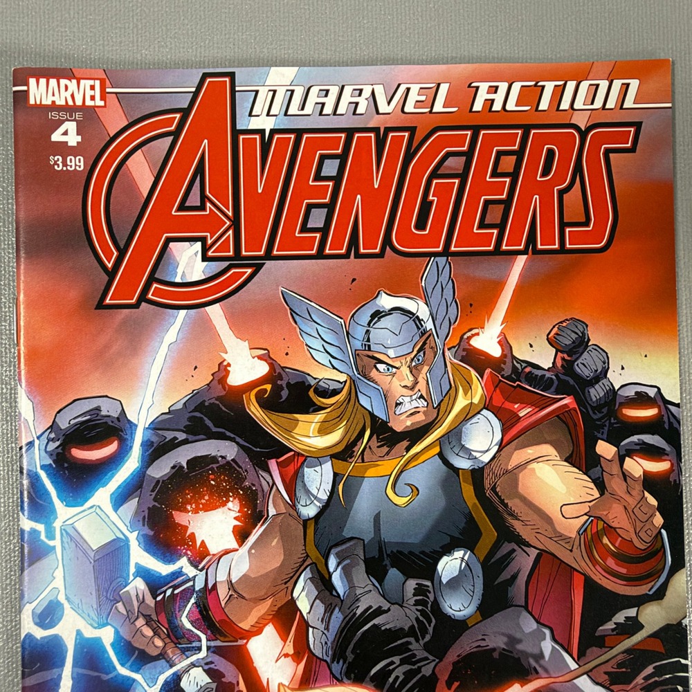 Marvel Action Avengers Comic Issue 4 IDW Thor Captain Marvel